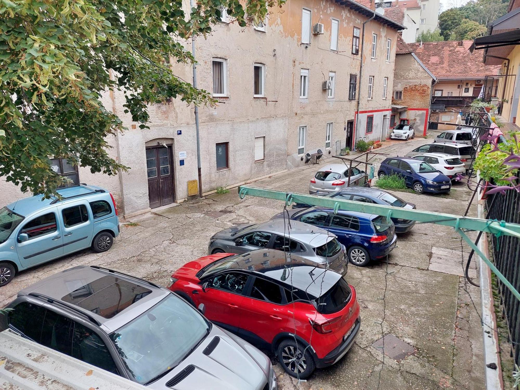 Home Away From Home - Apartment Ilica Zagreb Bagian luar foto