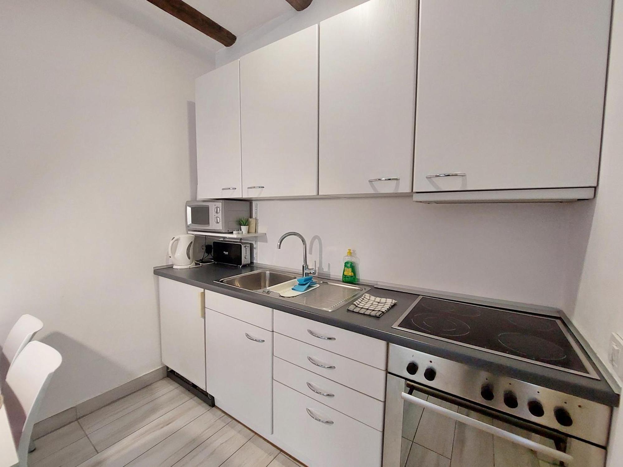 Home Away From Home - Apartment Ilica Zagreb Bagian luar foto