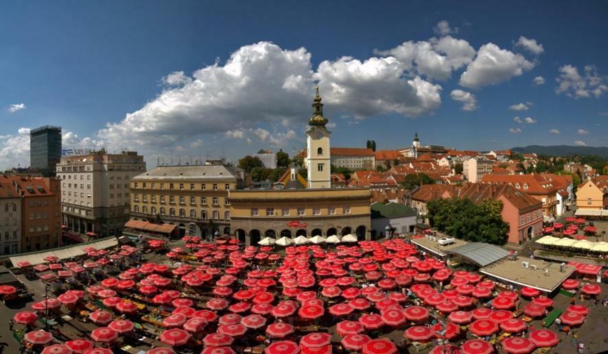 Home Away From Home - Apartment Ilica Zagreb Bagian luar foto